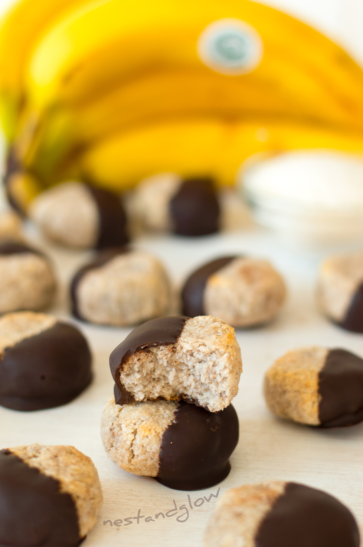 Healthy Coconut Macaroons Recipe
 3 Ingre nt Healthy Macaroons Recipe Chocolate Banana
