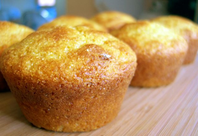 Healthy Cornbread Muffins
 bakingsheet Healthy Cornbread Muffins