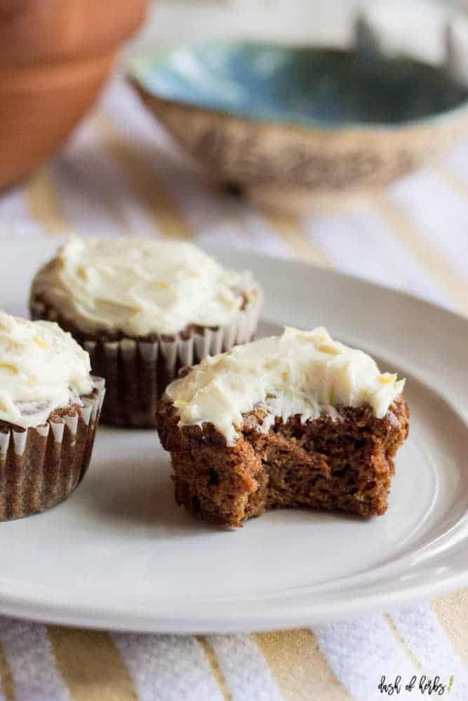 Healthy Cream Cheese Frosting For Carrot Cake
 Healthy Carrot Cake Cupcakes With Cream Cheese Frosting