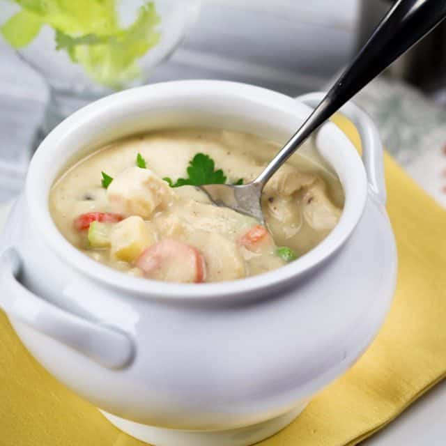 Healthy Cream Of Chicken Soup
 Creamy Chicken and Ve able Soup