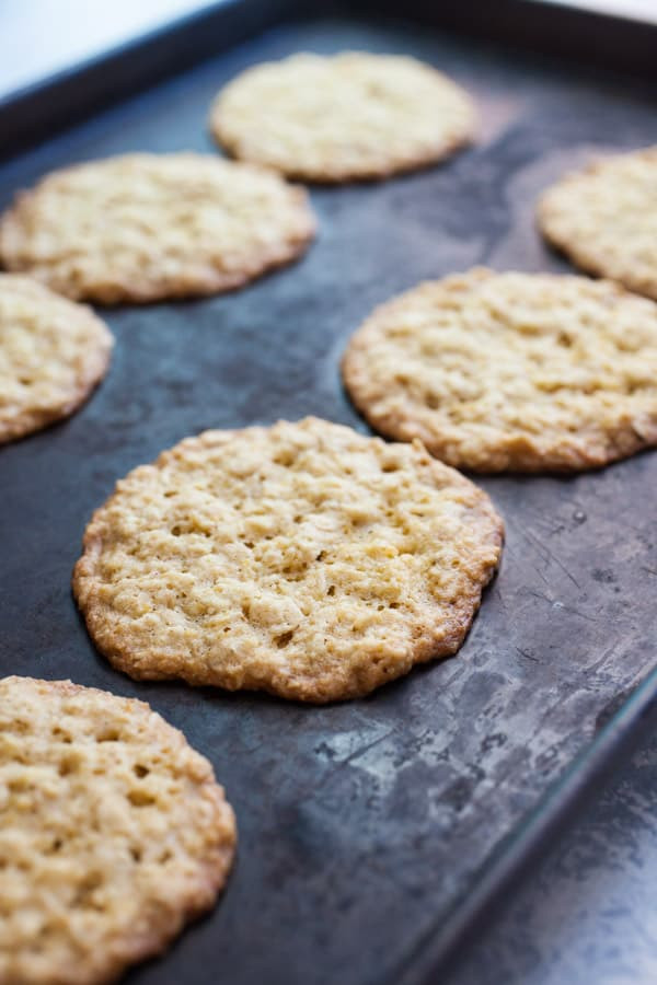 Healthy Crispy Oatmeal Cookies
 Crispy Oatmeal Cookies Recipe Orange and Vanilla Macheesmo