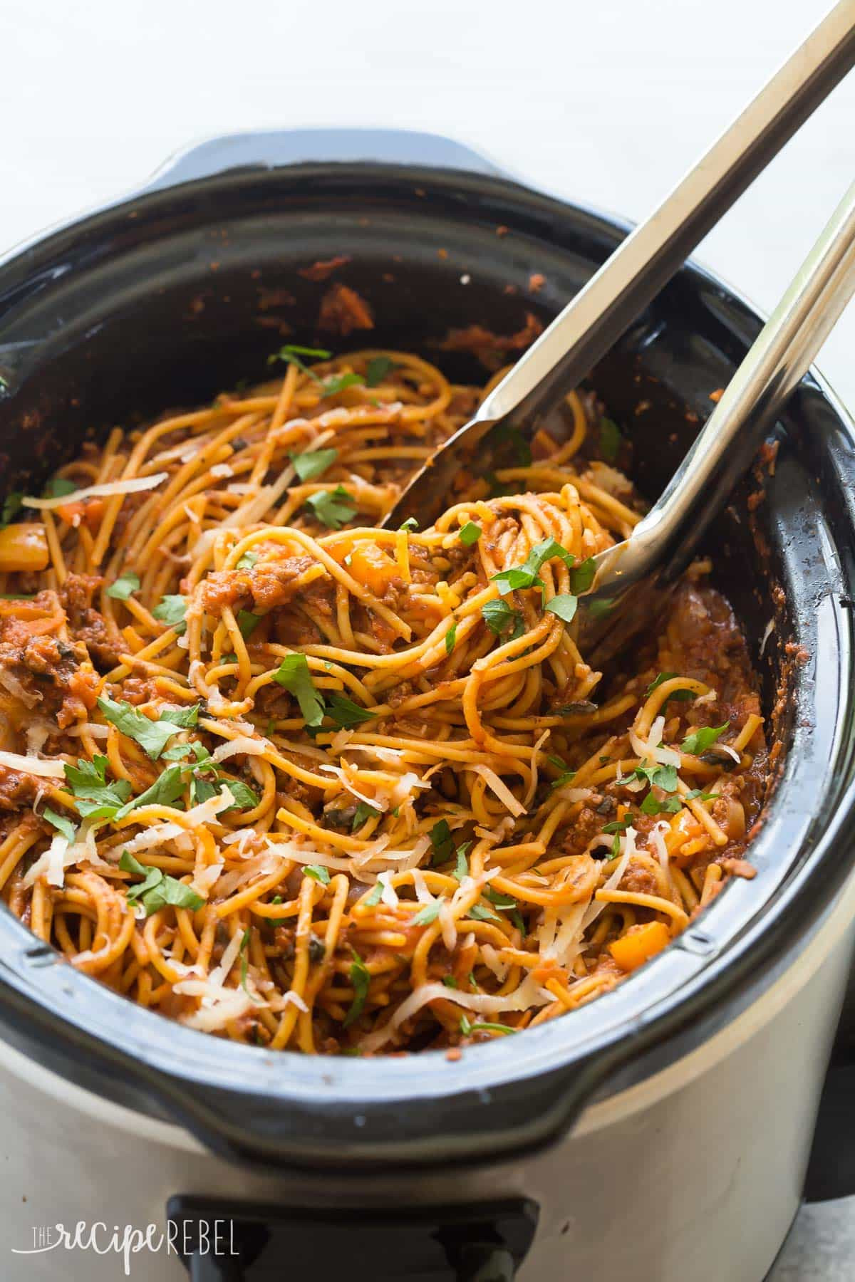 Healthy Crockpot Dinners
 Healthier Slow Cooker Spaghetti and Meat Sauce VIDEO