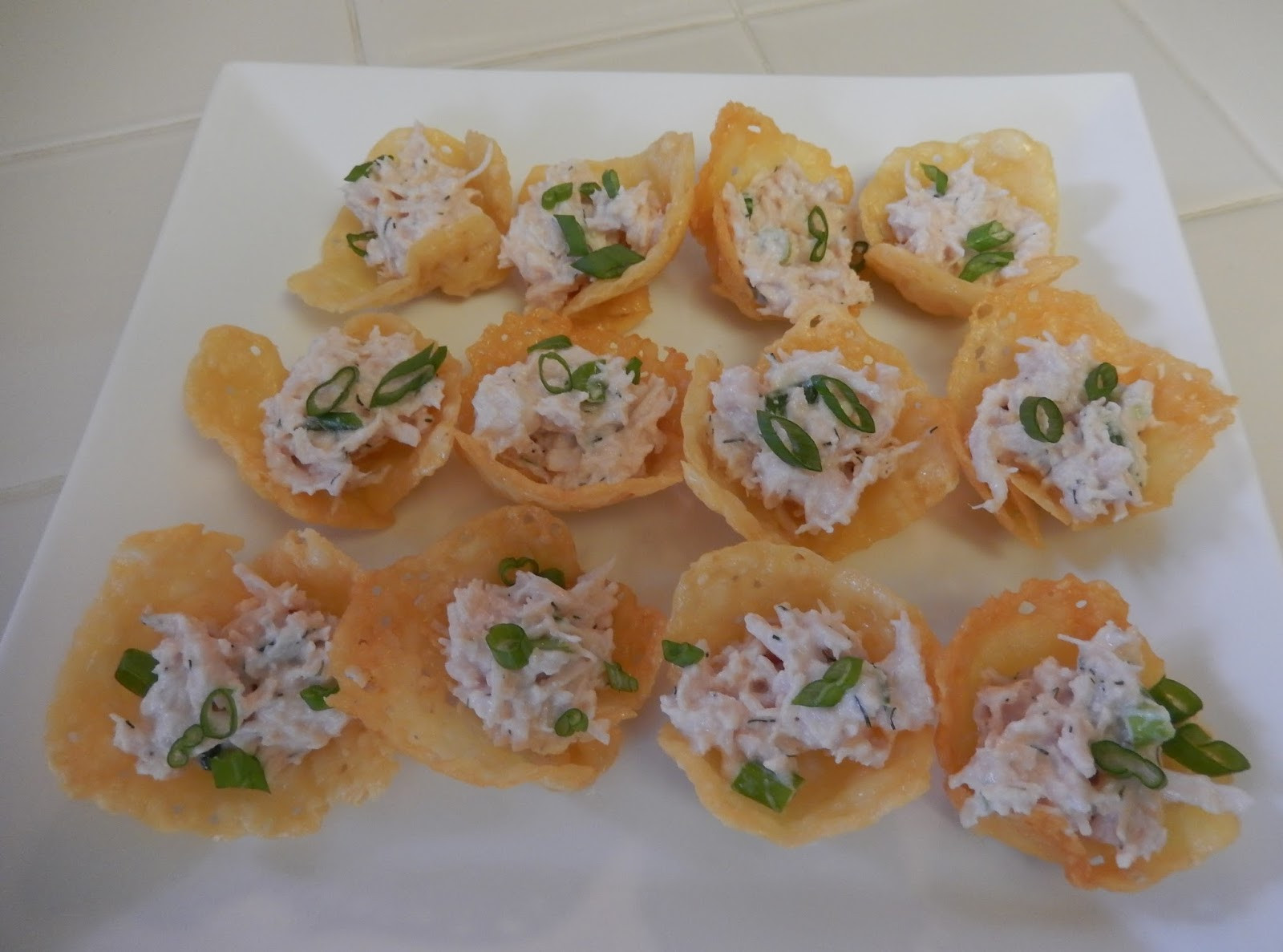 Healthy Crunchy Snacks
 theworldaccordingtoeggface Party Food Crunchy Cheese Cups