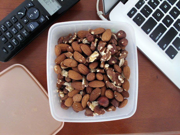 Healthy Desk Snacks
 5 healthy snacks to eat in the office – JewelPie