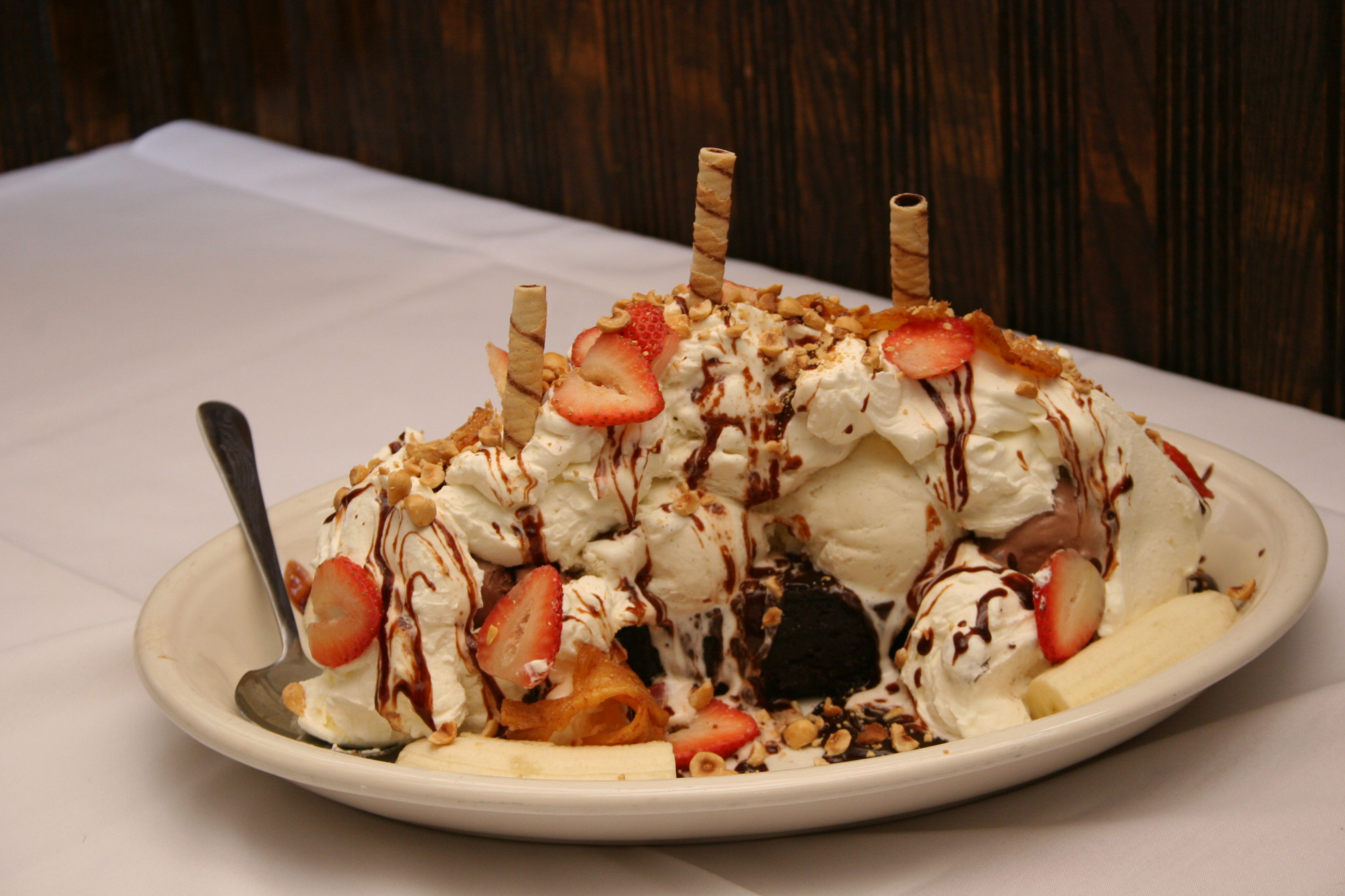 Healthy Desserts Nyc
 Titanic at Carmine’s CBS New York