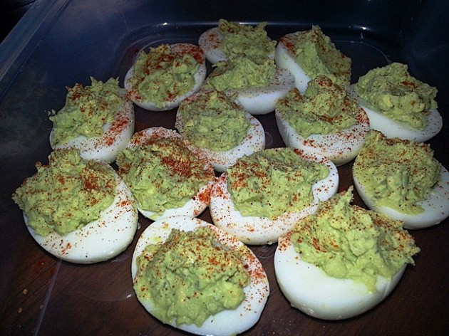 Healthy Deviled Eggs With Avocado
 Healthy Deviled Eggs With Avocado Instead of Mayonaise