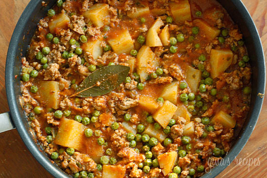 Healthy Dishes With Ground Turkey
 Ground Turkey with Potatoes and Spring Peas