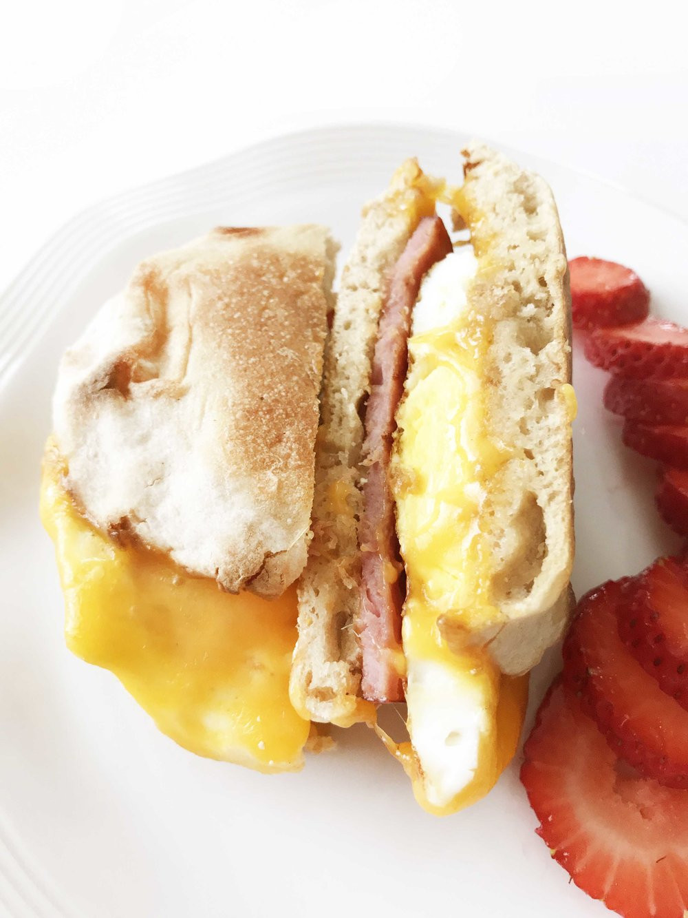 Healthy English Muffin Breakfast Sandwich
 Healthified Egg McMuffin — The Skinny Fork