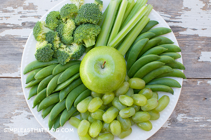 Healthy Green Snacks
 Healthy Earth Day Snack Cups