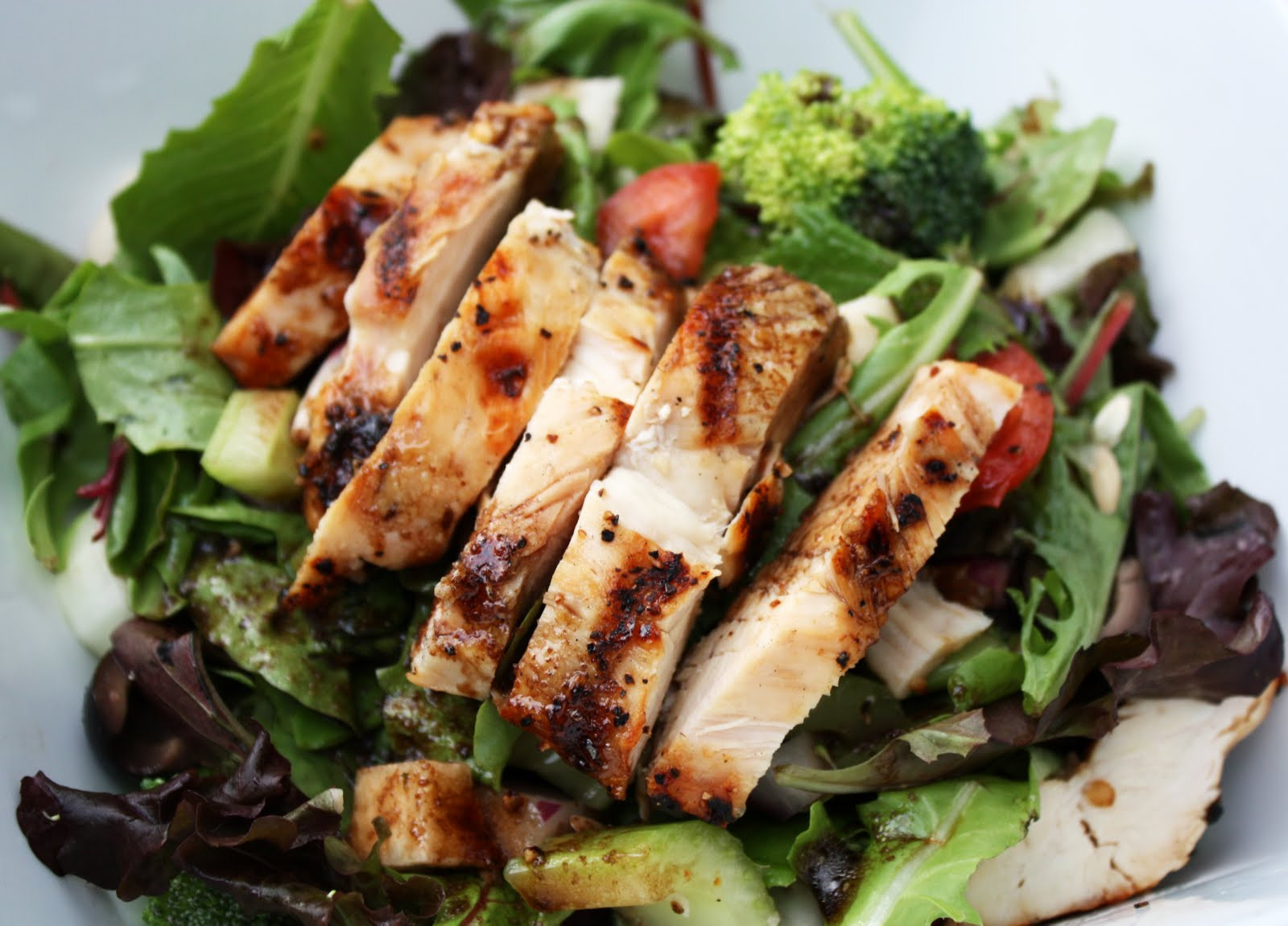 Healthy Grilled Chicken Salad
 Super Simple Salad with Grilled Chicken