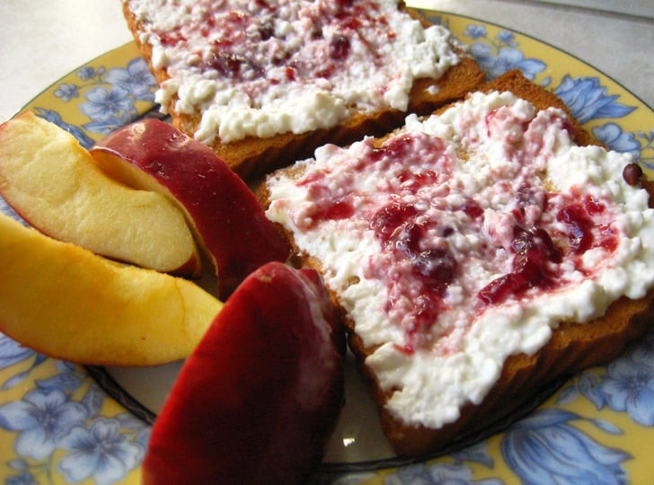 Healthy High Calorie Breakfast
 Cottage Cheese With Fruit and Toast