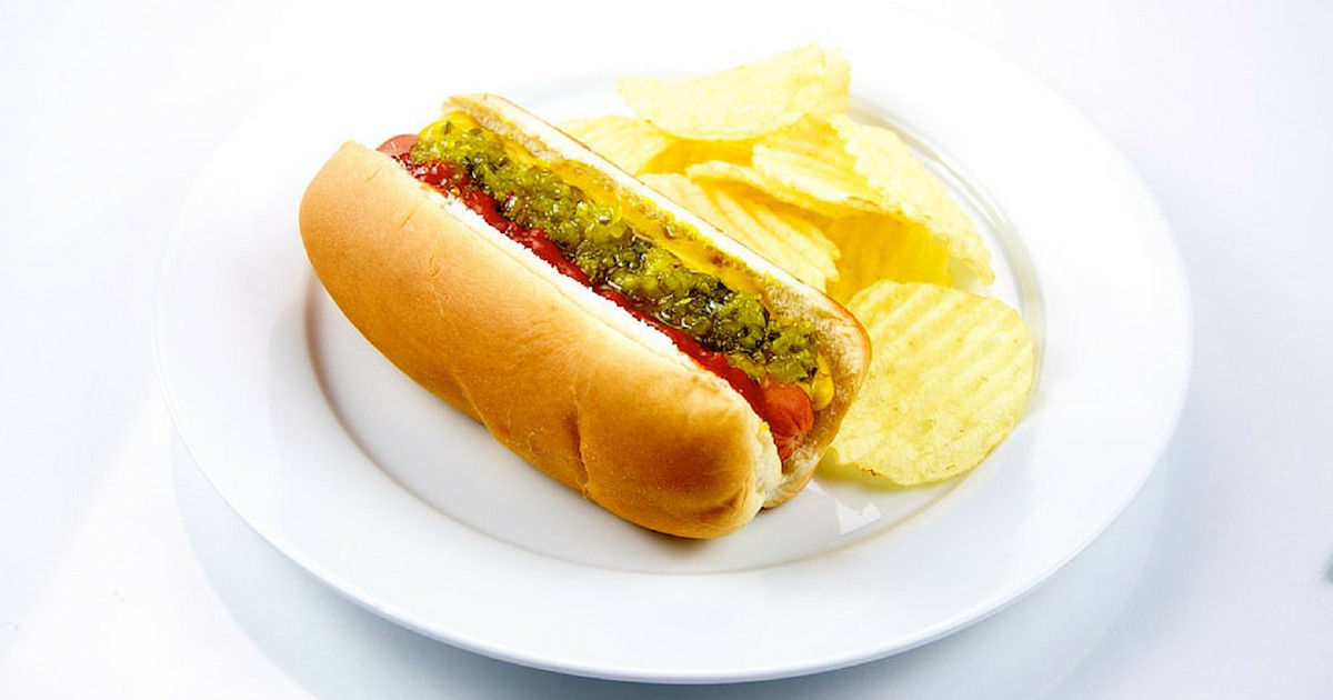 Healthy Hot Dogs
 Dr Oz Hot Dog History How It s Made & Healthy Frankfurters