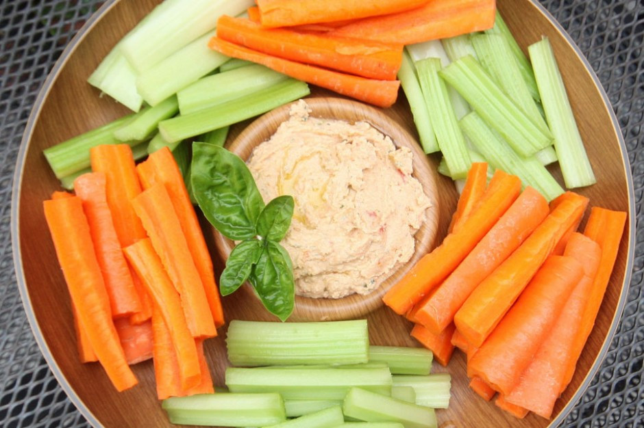 Healthy Hummus Snacks
 10 Healthy Snacks to Bring to Work