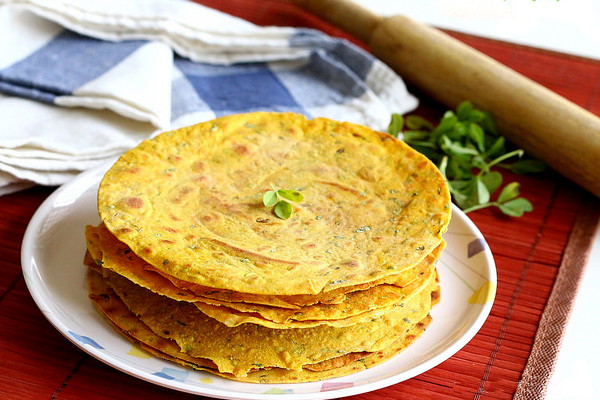 Healthy Indian Snacks
 14 Healthy Indian Snacks You Can Carry Around To Munch