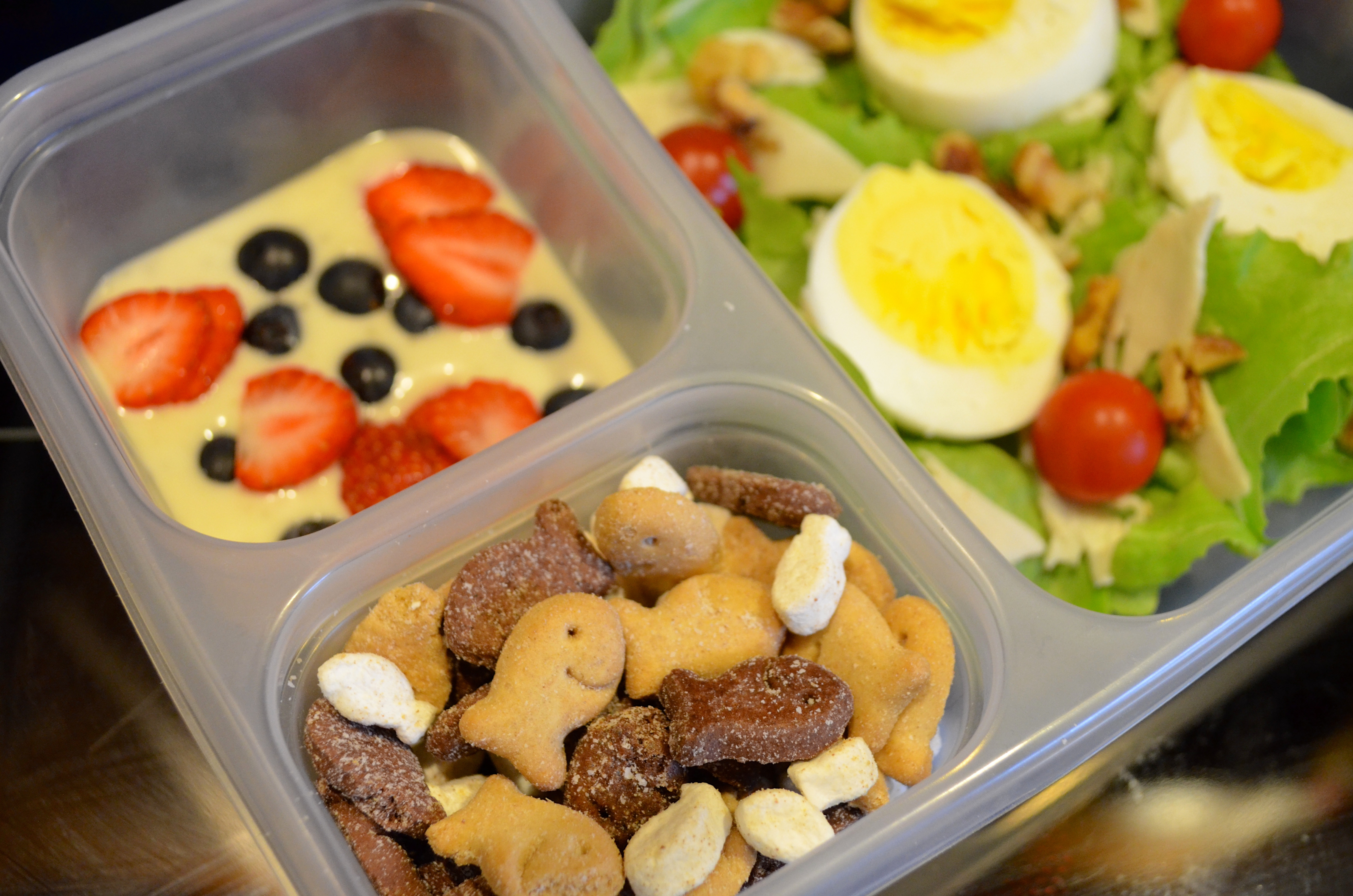 Healthy Lunches For Teachers
 Healthy Salad Bento Box Back to School Lunch Idea