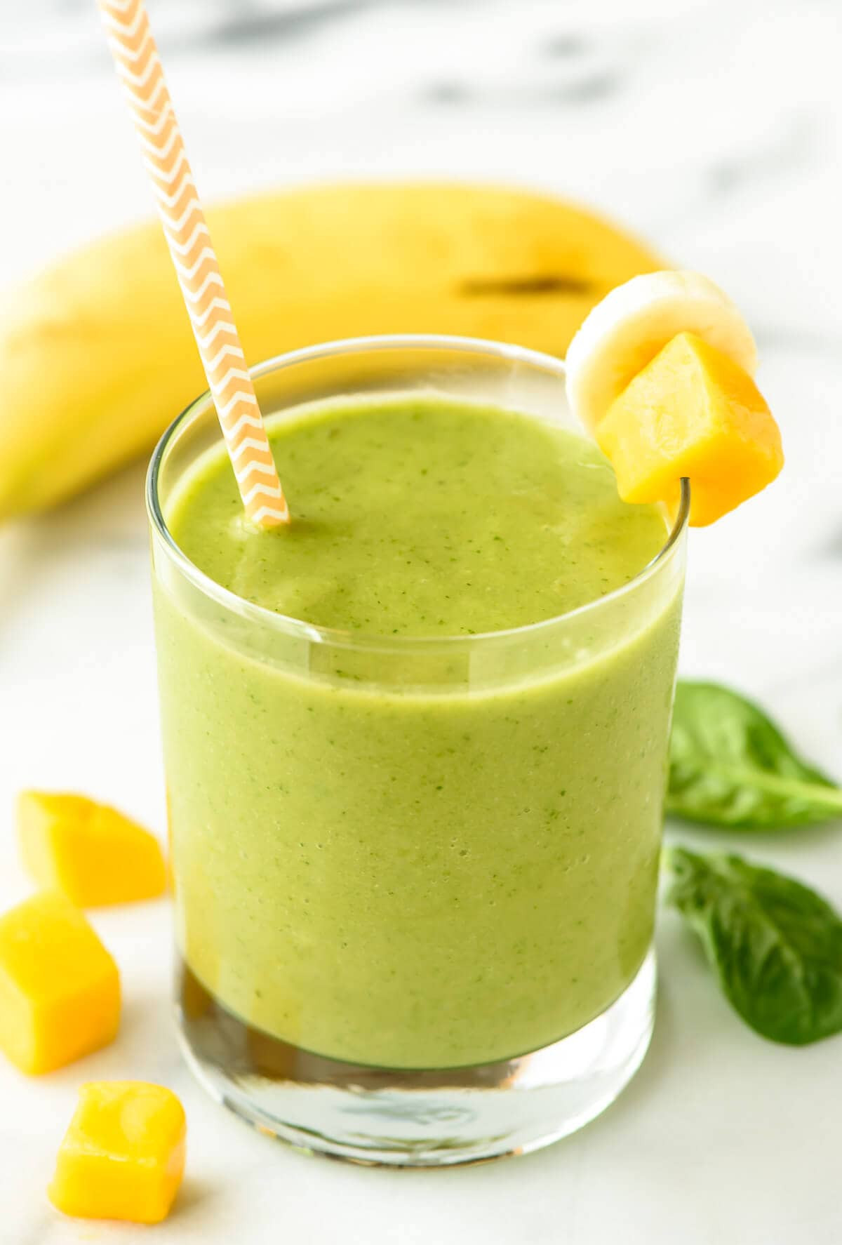Healthy Mango Recipes
 4 Ingre nt Mango Green Smoothie
