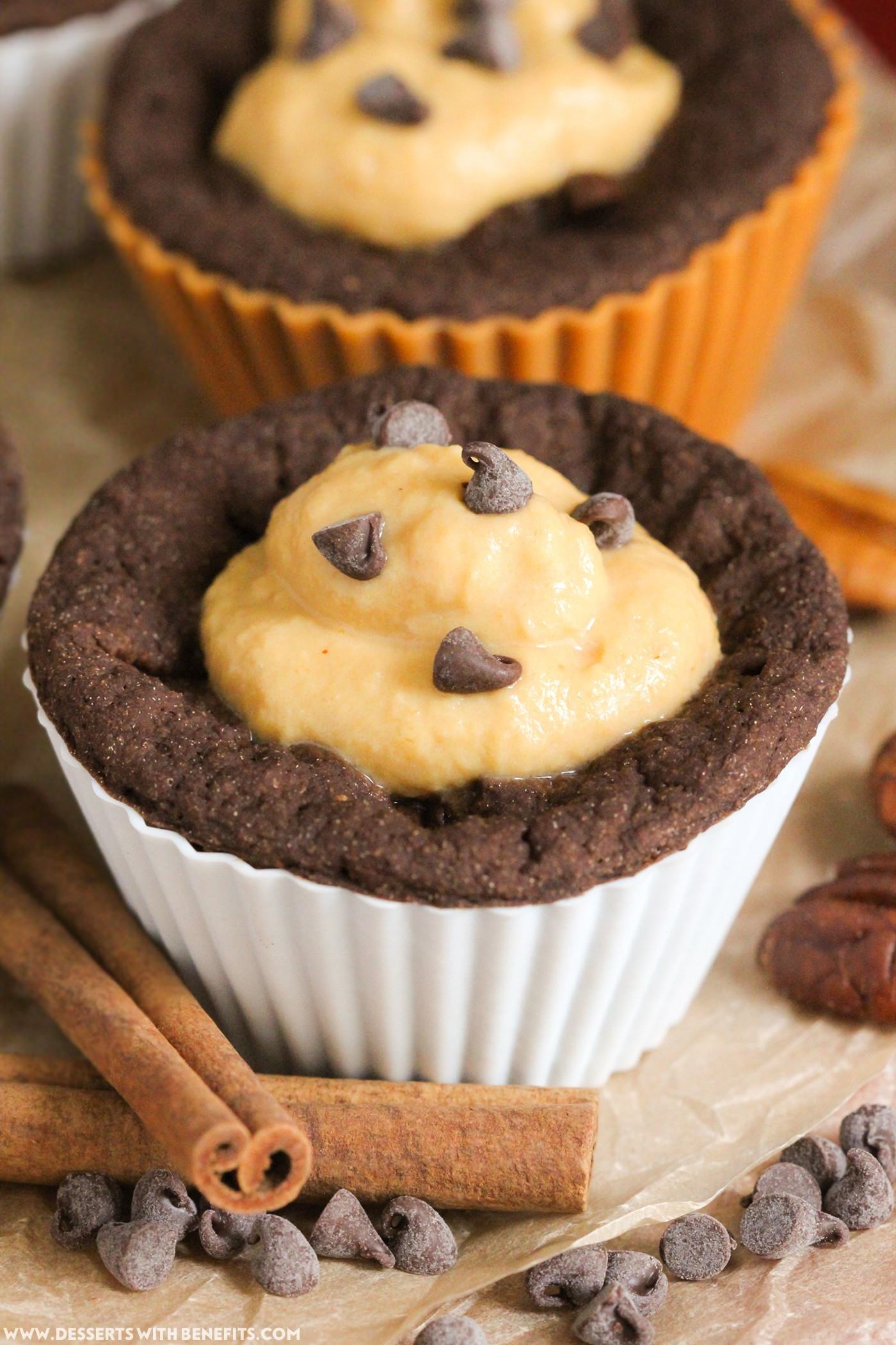 Healthy Microwave Desserts
 5 minute Chocolate Pumpkin Microwave Muffins
