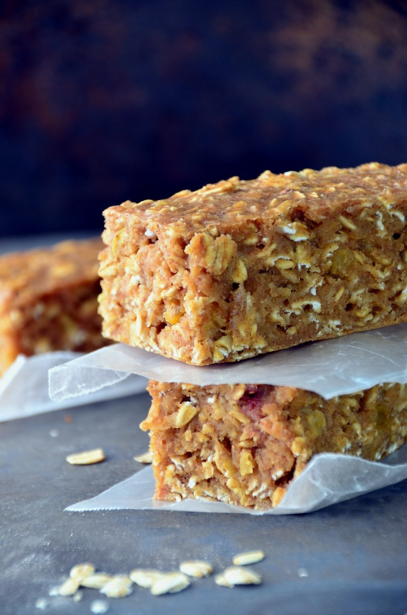 Healthy Oatmeal Breakfast Bars
 Oatmeal Breakfast Bars