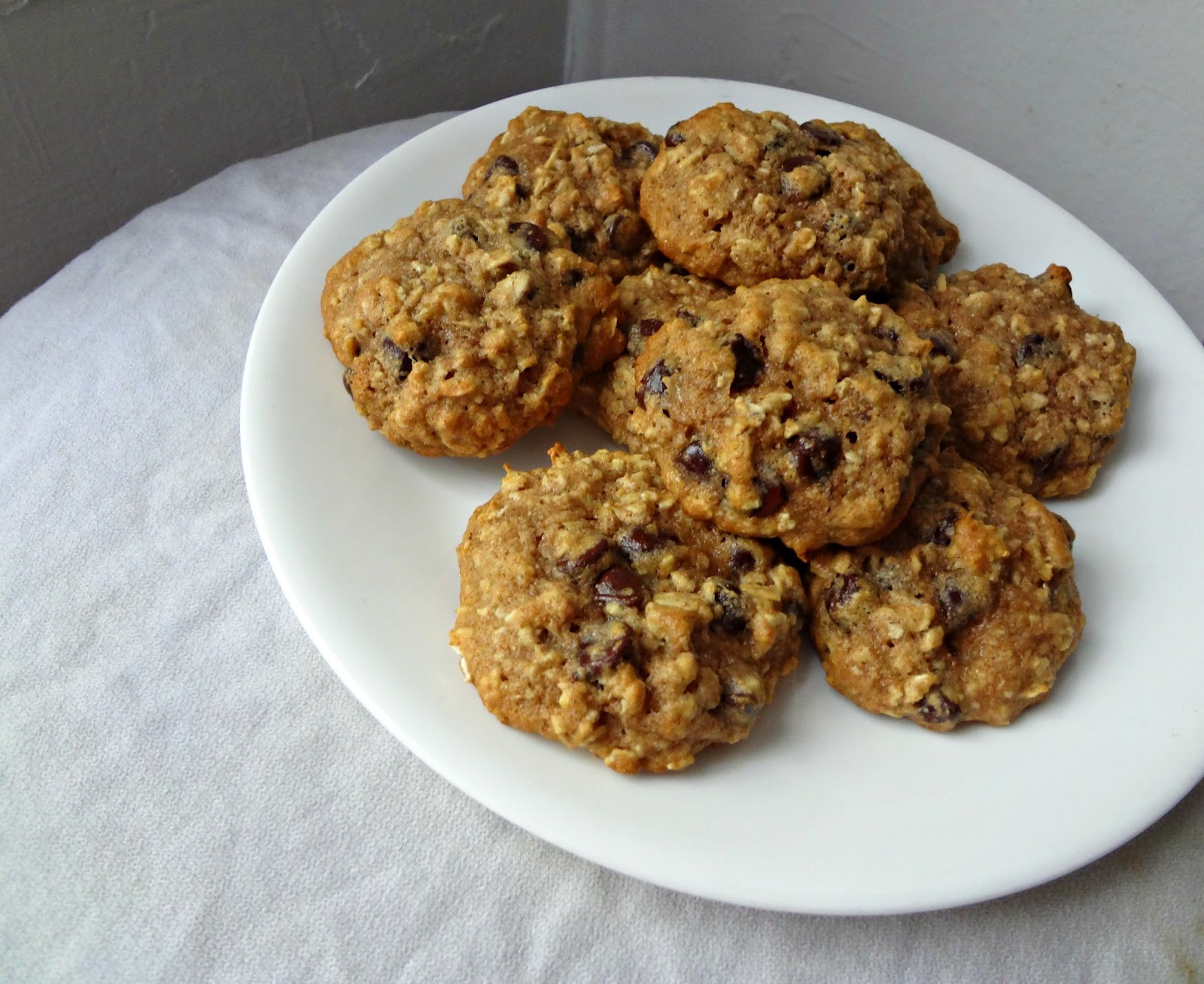 Healthy Oatmeal Choc Chip Cookies
 The Cooking Actress Healthy Oatmeal Chocolate Chip Cookies