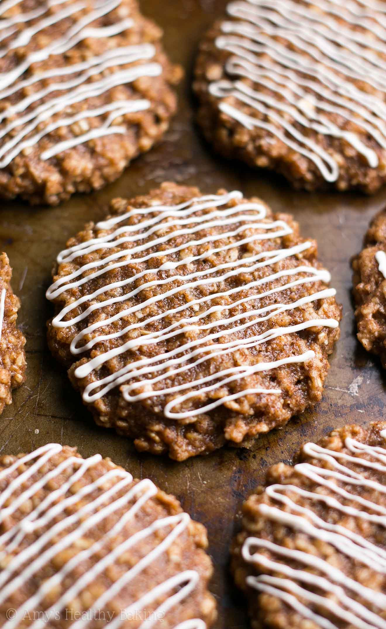 Healthy Oatmeal Cinnamon Cookies
 Cinnamon Roll Oatmeal Cookies