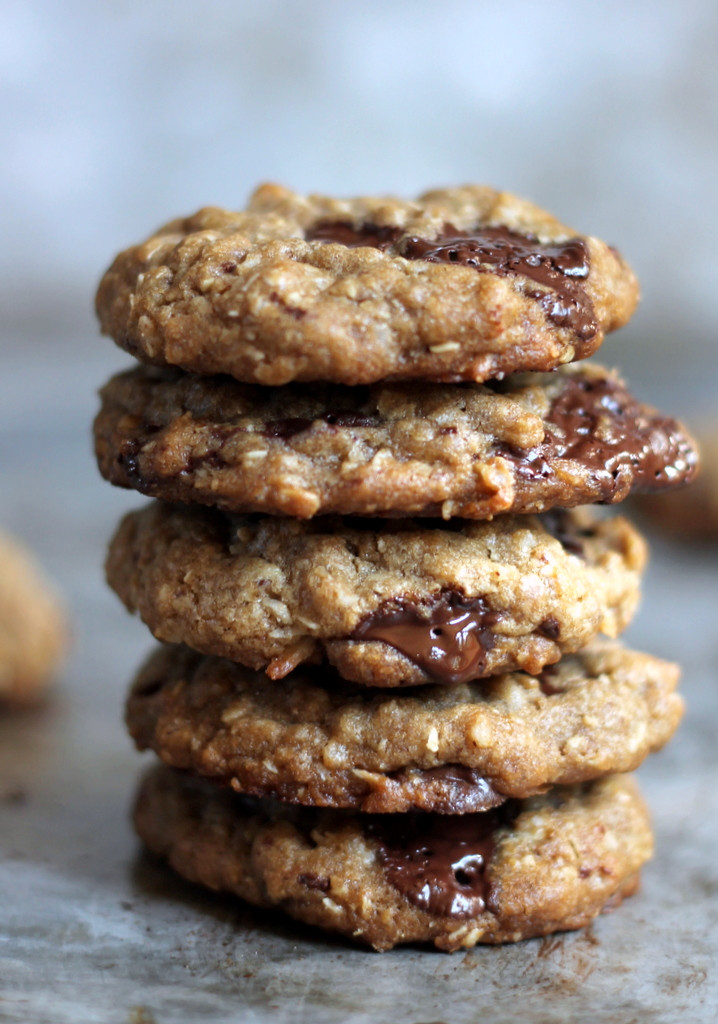 Healthy Oatmeal Cookies With Coconut Oil
 Chewy Chocolate Chunk Coconut Oatmeal Cookies made with
