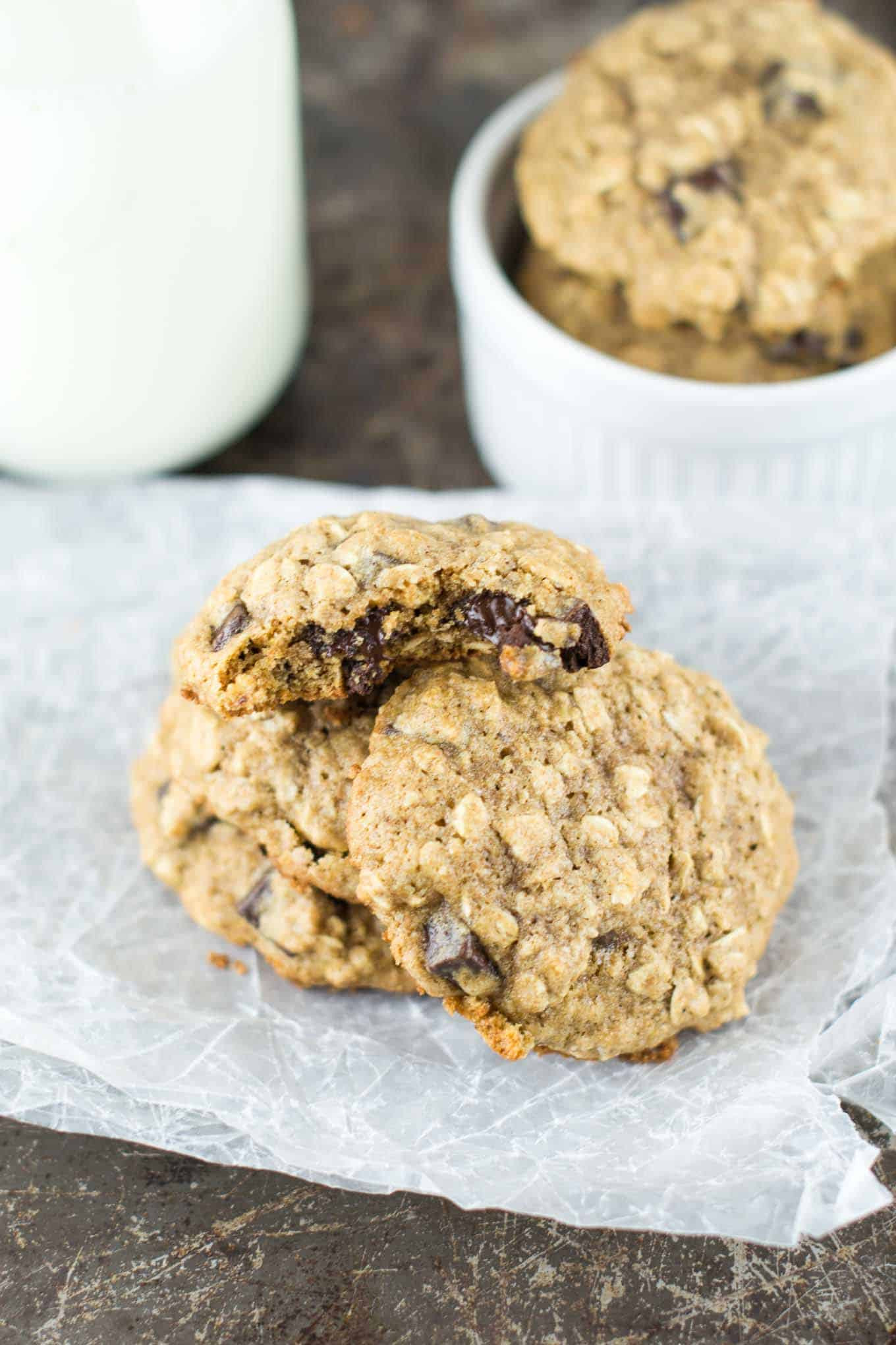 Healthy Oatmeal Date Cookies
 Healthy Oatmeal Chocolate Chunk Cookies Recipe