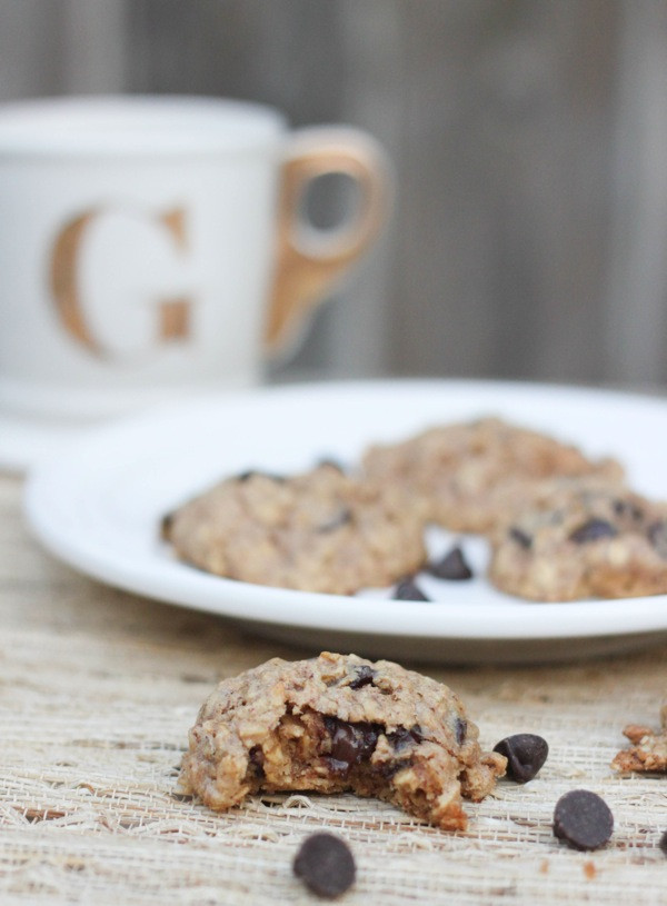 Healthy Oatmeal Peanut Butter Chocolate Chip Cookies
 Healthy Oatmeal Peanut Butter Chocolate Chip Cookies