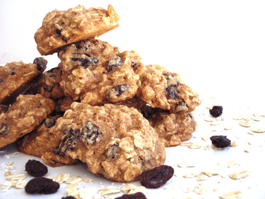 Healthy Oatmeal Raisin Cookies
 Low fat Healthy Oatmeal Raisin Cookies