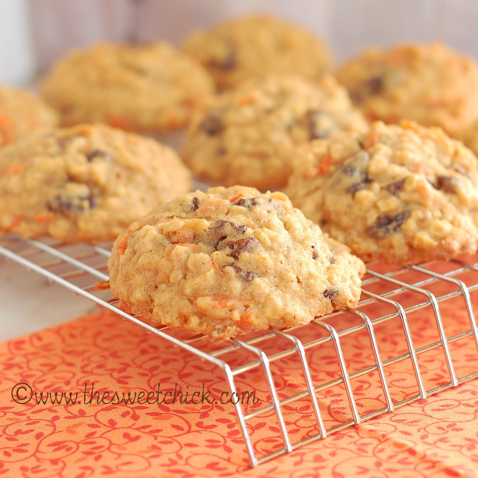 Healthy Oatmeal Raisin Cookies With Honey
 The Sweet Chick Honey Carrot Oatmeal Raisin Cookies