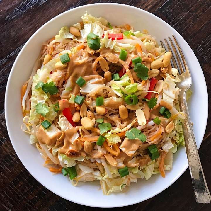 Healthy Pad Thai Sauce
 Ve arian Pad Thai with a Sweet Savory Peanut Sauce