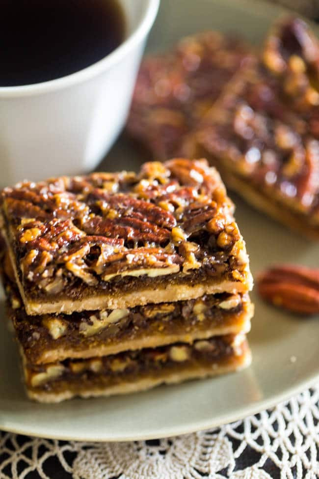 Healthy Pecan Pie Bars
 Paleo Pecan Pie