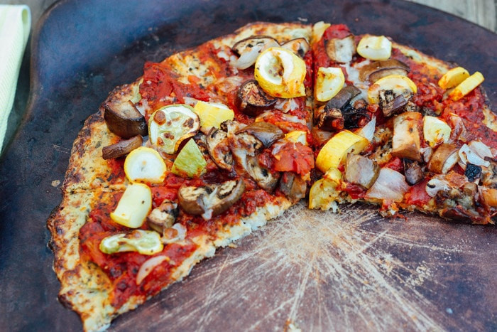 Healthy Pizza Crusts
 Healthy Pizza with a Cauliflower Pizza Crust