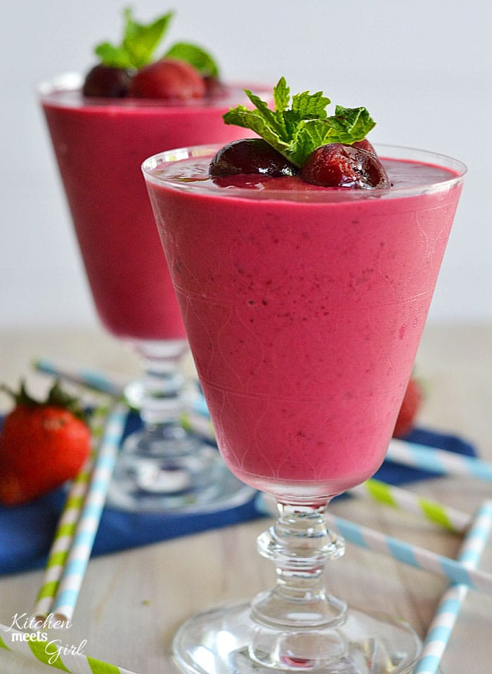 Healthy Premade Smoothies
 Cherry Berry Smoothie