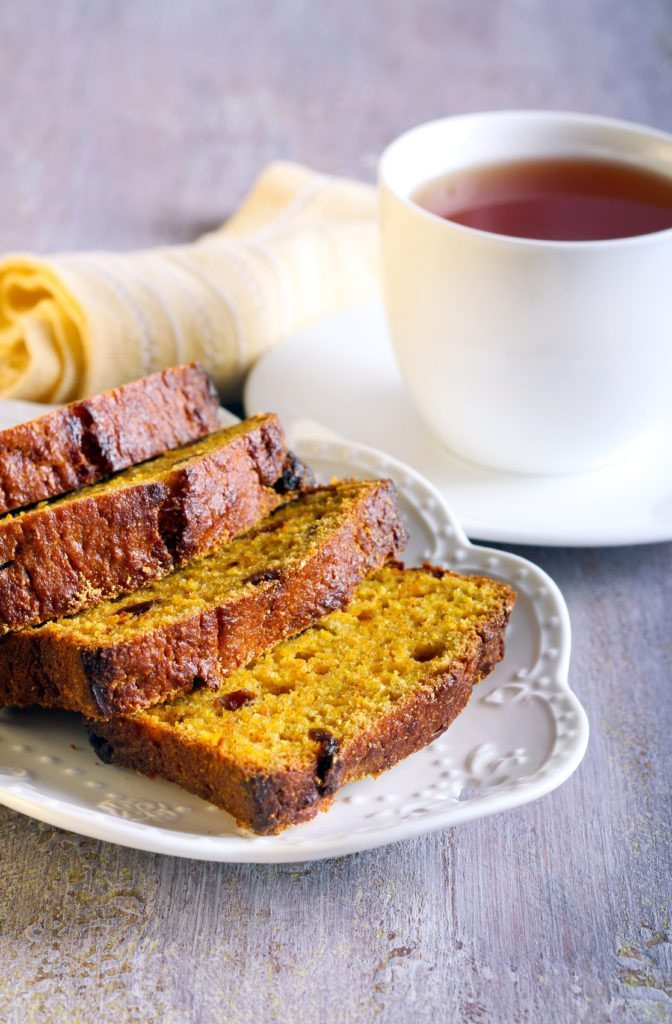 Healthy Pumpkin Bread
 Healthy Pumpkin Bread with Apples and Raisins