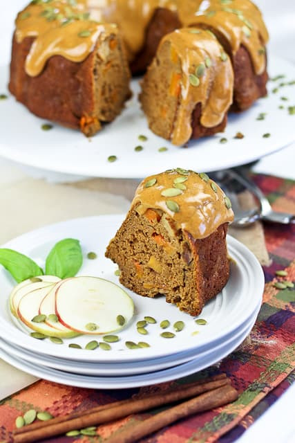 Healthy Pumpkin Bundt Cake
 Spicy Pumpkin and Apple Bundt Cake