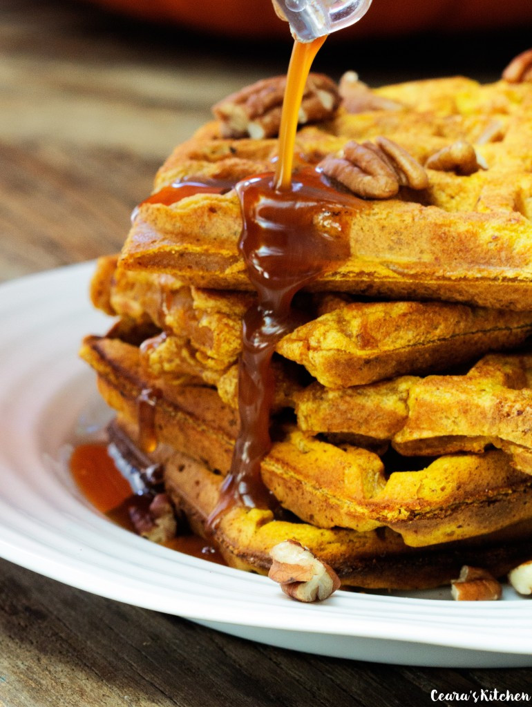 Healthy Pumpkin Waffles
 Healthy Pumpkin Waffles Vegan