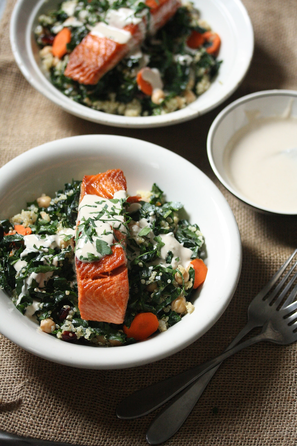 Healthy Quinoa Bowls
 Salmon kale and quinoa bowls Healthy recipes