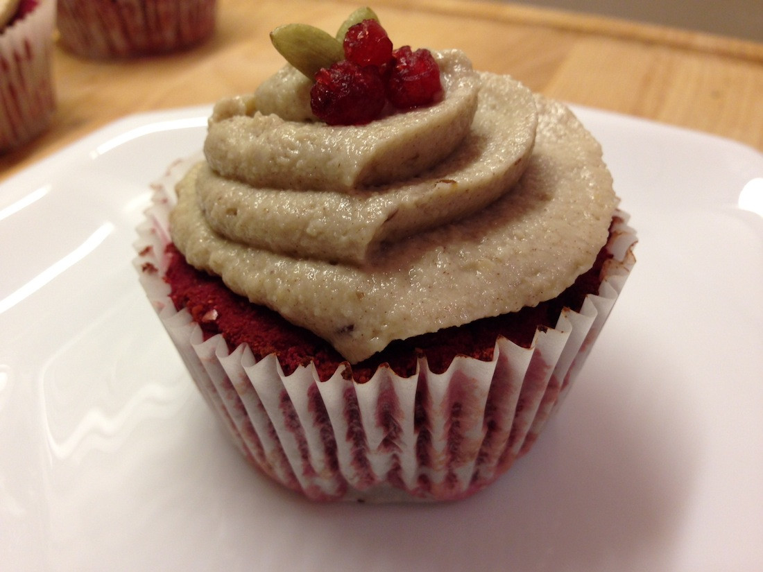 Healthy Red Velvet Cake
 Veg with an Edge Healthy red velvet cupcakes no dye