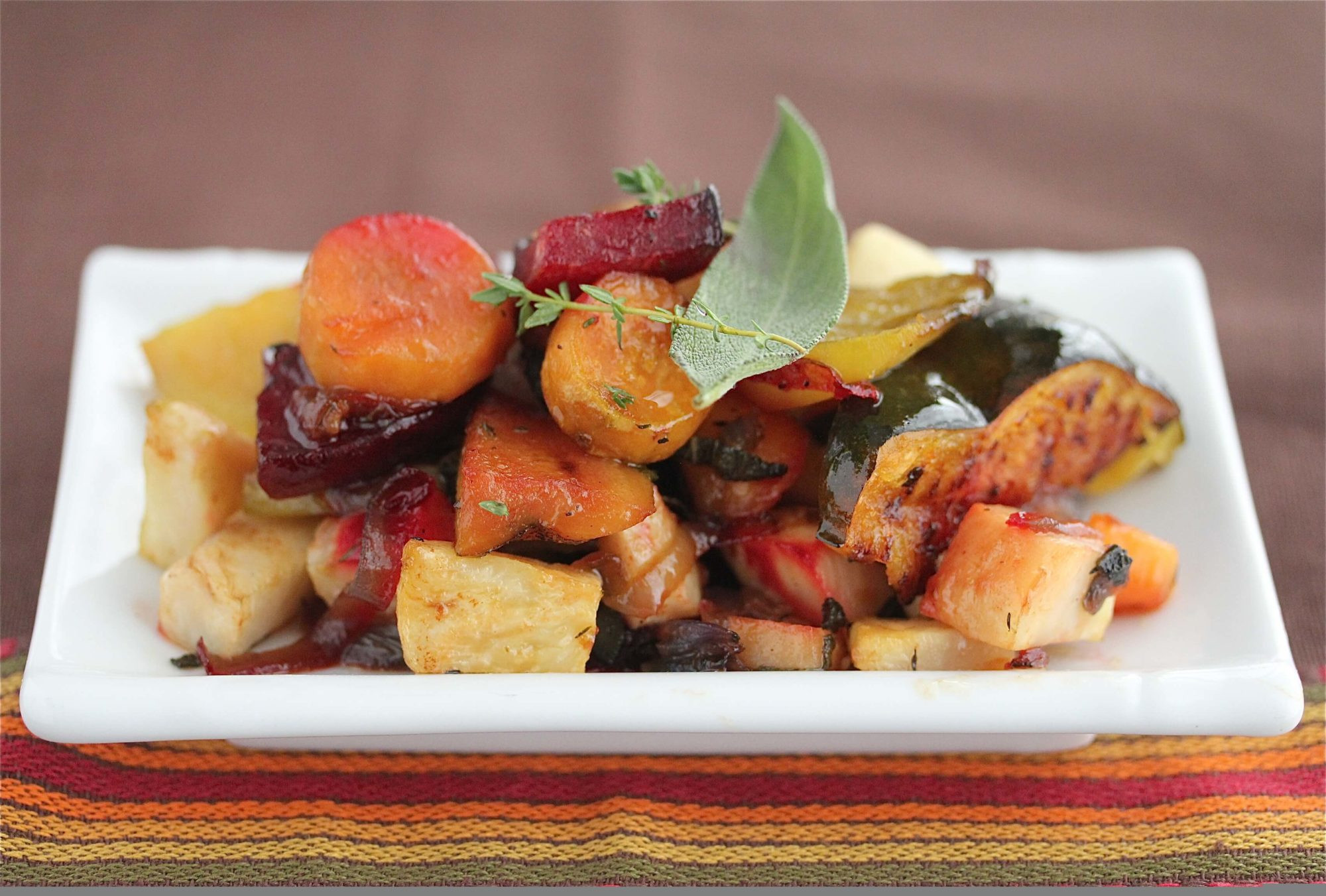 Healthy Roasted Vegetables
 Oven Roasted Ve ables with Sage and Thyme Recipe