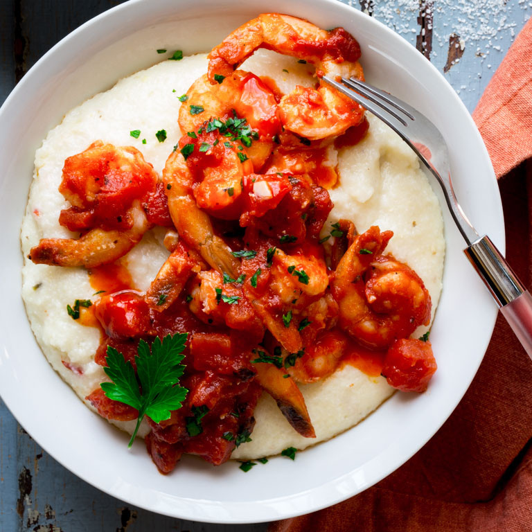 Healthy Shrimp And Grits
 spicy shrimp and cheese grits with tomato Healthy