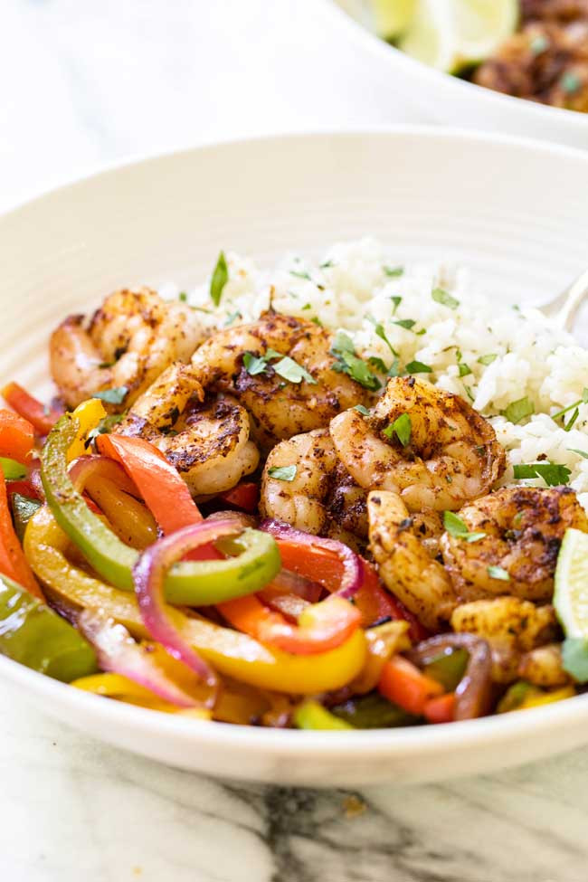 Healthy Shrimp Fajitas
 Shrimp Fajita Bowls