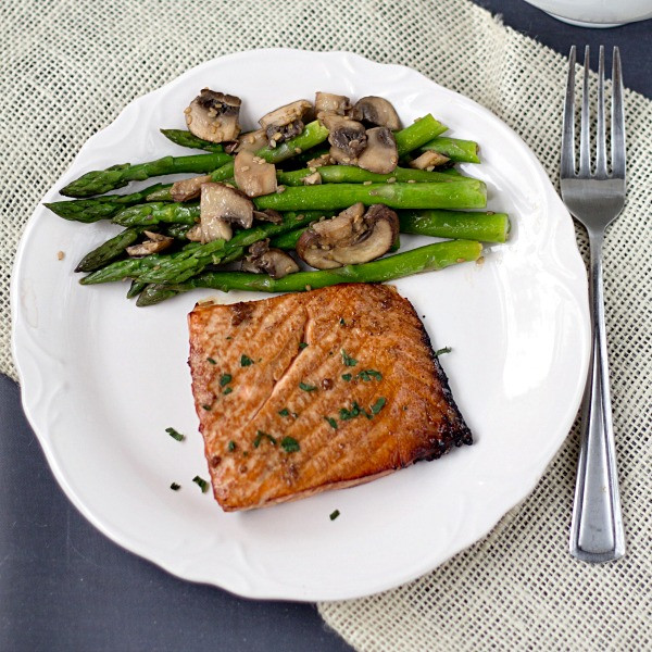 Healthy Side Dishes For Salmon
 Teriyaki Salmon with Sesame Asparagus