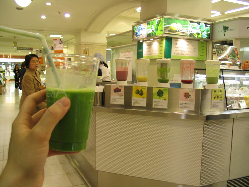 Healthy Smoothies In Stores
 of Japan