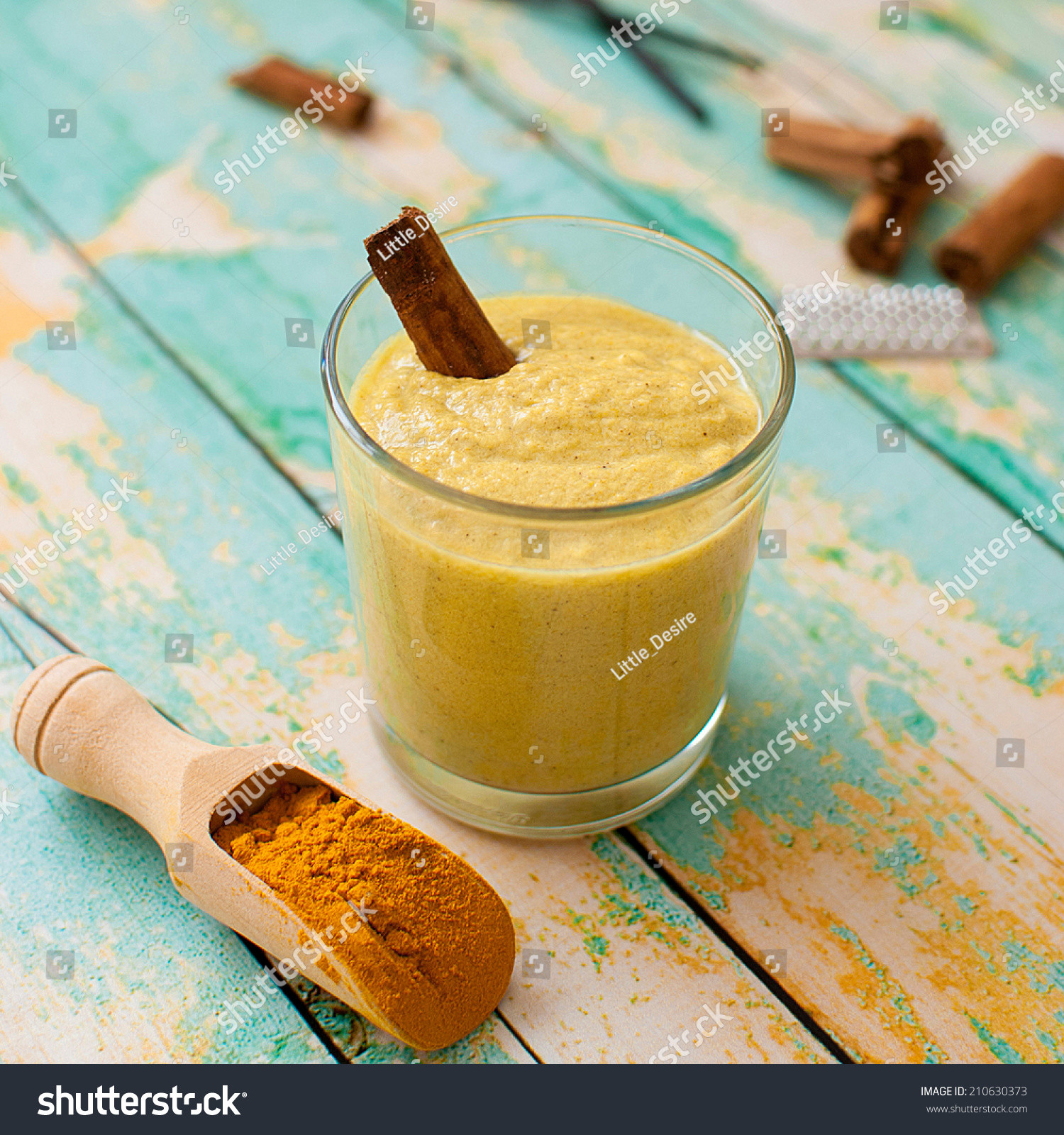Healthy Smoothies With Coconut Milk
 Healthy Smoothie With Turmeric Vanilla Cinnamon And