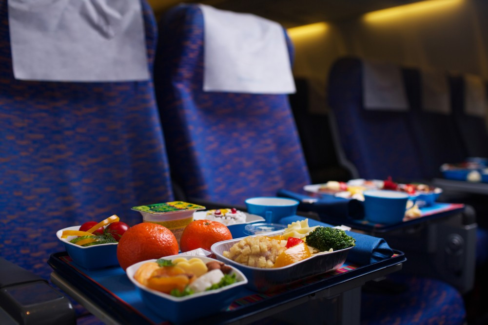 Healthy Snacks For International Flights
 Which Airlines fer the Healthiest Airplane Food