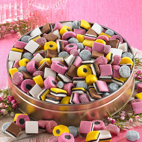 Healthy Snacks For Sweet Cravings
 Sweet Cravings Snack Tins Licorice Allsorts