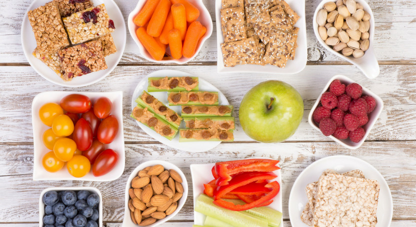 Healthy Snacks For Work
 Dietitians’ Top 5 go to Snacks to Take to Work