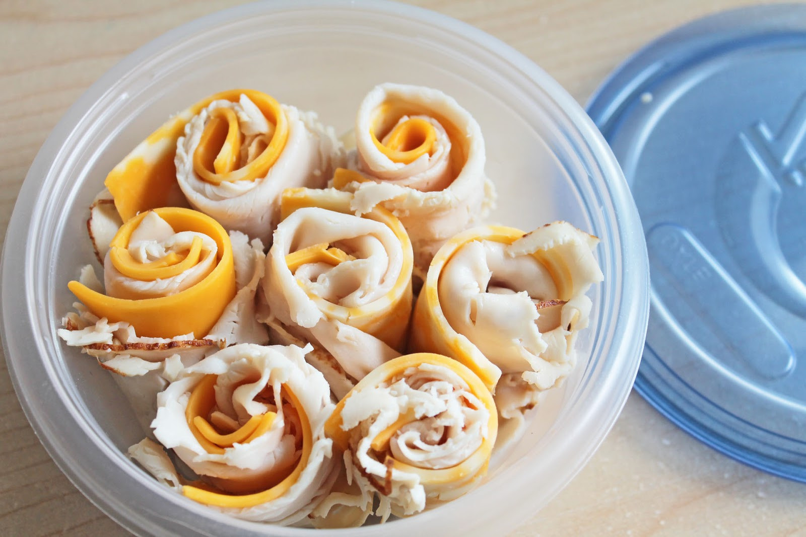 Healthy Snacks For Work
 Easy to Make Snacks Turkey and Cheese Rolls Recipe