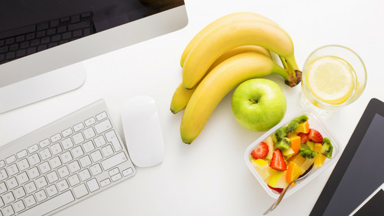 Healthy Snacks To Eat At Work
 8 Healthy Snacks For Your Desk Drawer