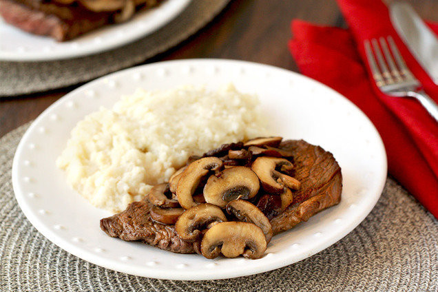 Healthy Steak Dinner
 Healthy Steak Recipe with Mushrooms & Mashies